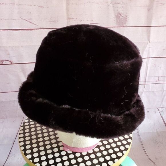 Baxter Wells Faux Fur Super Soft Winter Hat Bucket Style - Picture 4 of 6